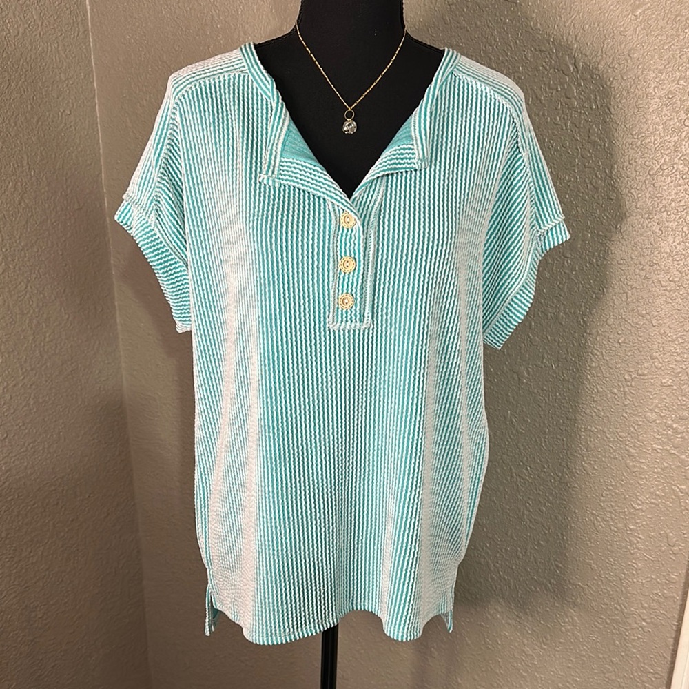 NWT 7TH RAY Ribbed Springtime Blouse in aqua